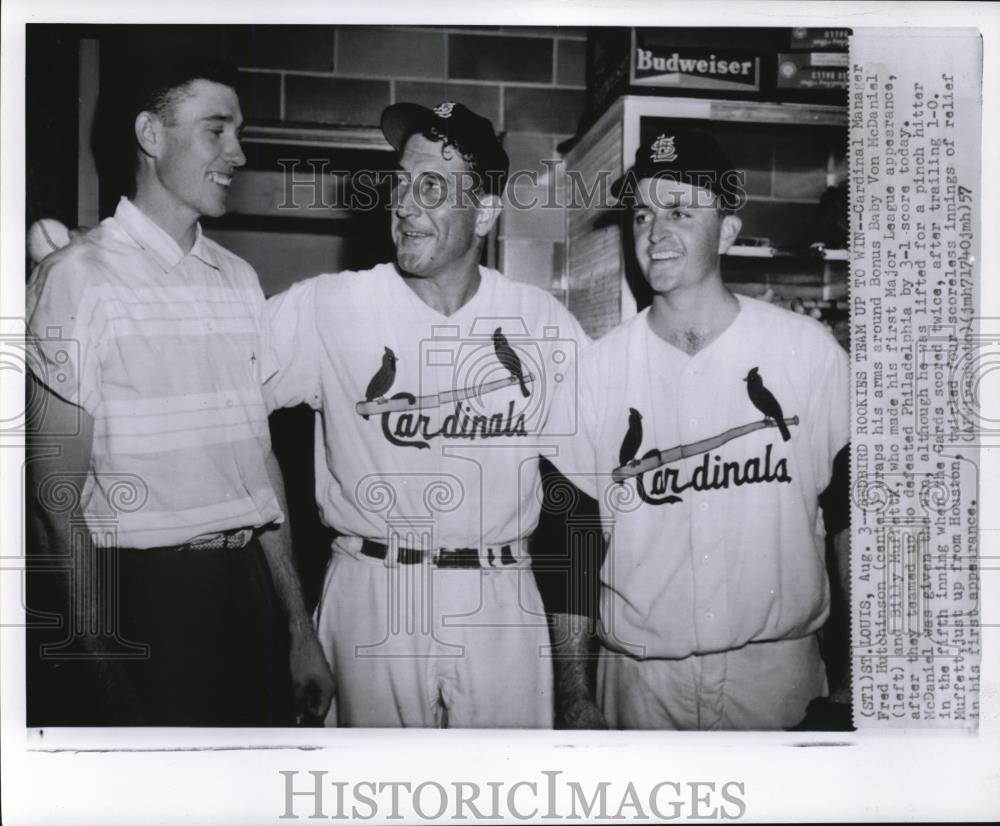 1957 Press Photo Cardinal Manager Fred Hutchinson Wraps Arms Around Bonus Baby - Historic Images