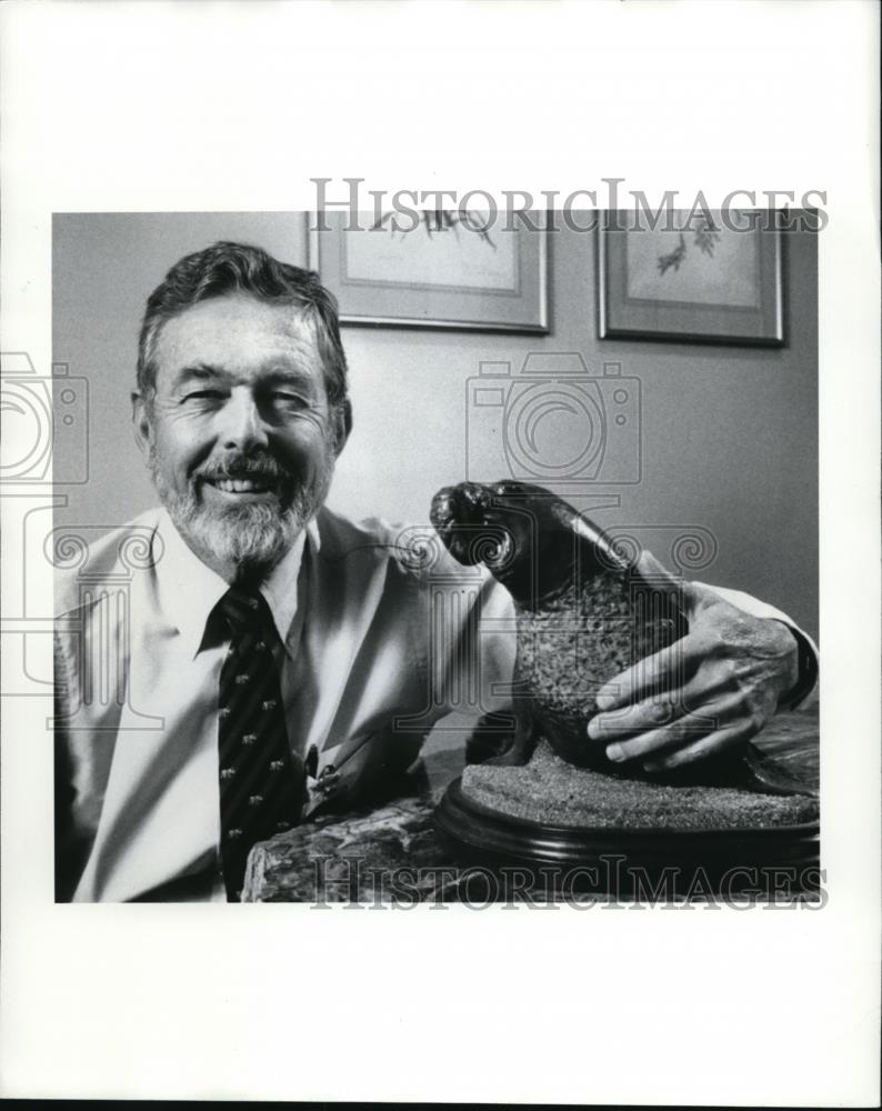 1993 Press Photo Dr.Franck H.Talbot Director of Natl. Museum of Natural History - Historic Images