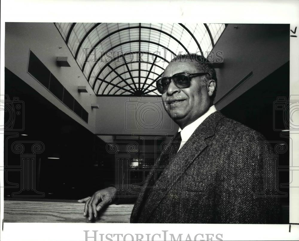 1987 Press Photo Ralph Tyler, chairman of board of CCC Unified Technol ...