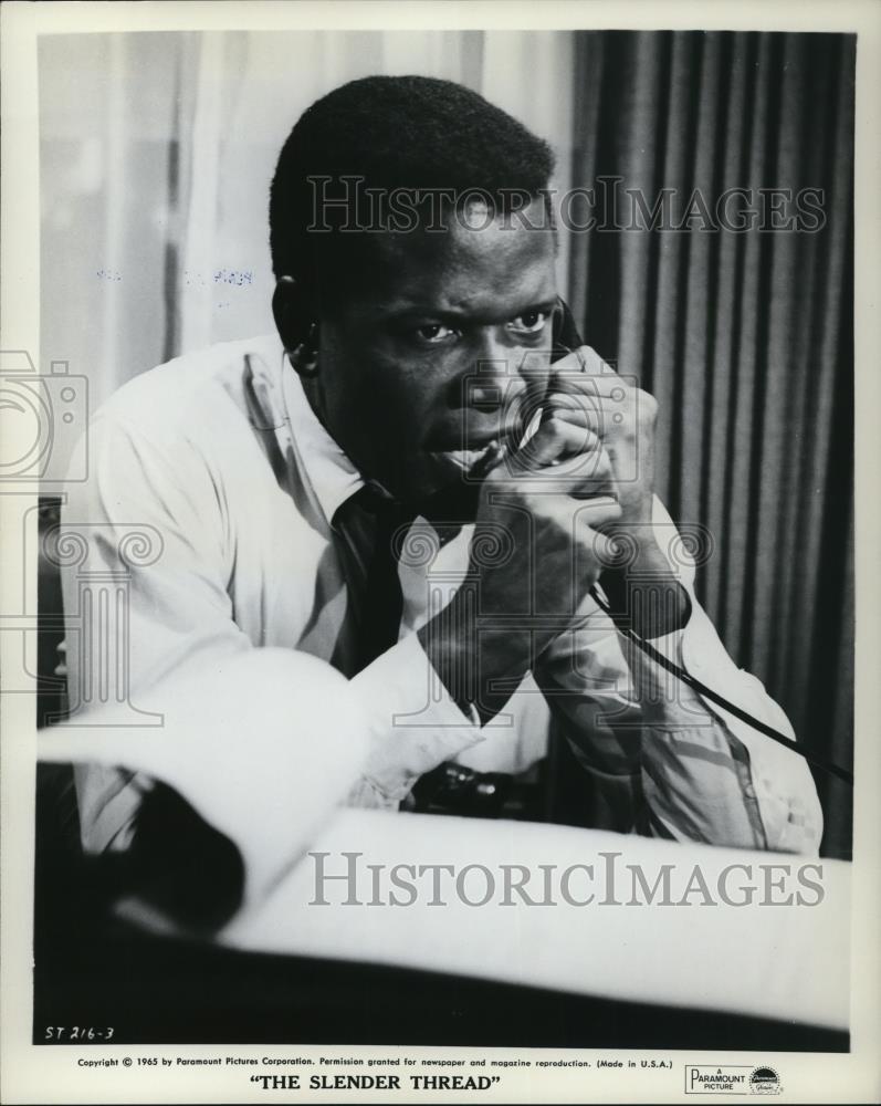 1966 Press Photo Sidney Poitier stars as Alan Newell in The Slender Thread - Historic Images