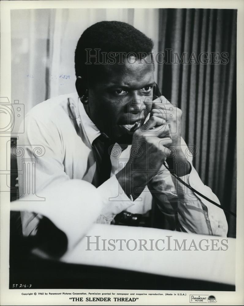 1966 Press Photo Sidney Poitier stars as Alan Newell in The Slender Th ...
