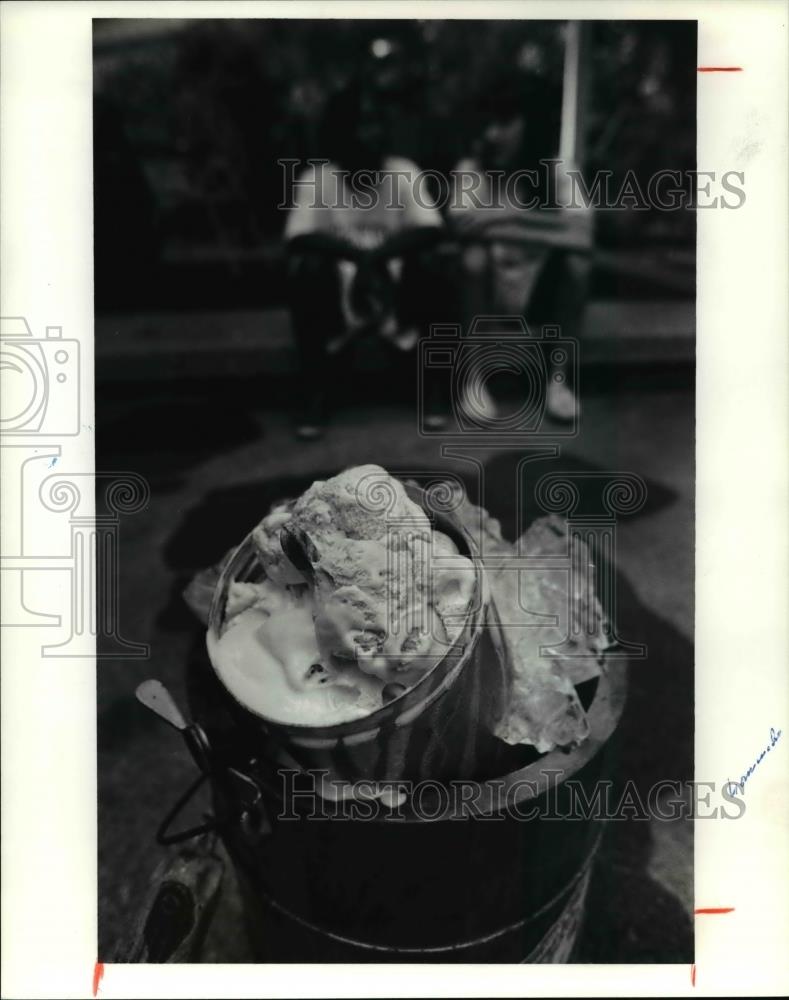 Press Photo The home made ice cream - Historic Images
