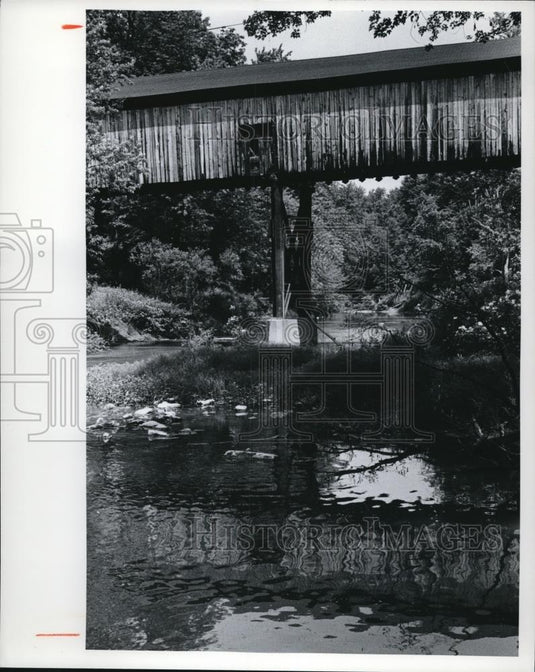 1977 Press Photo Covered Bridges - Historic Images