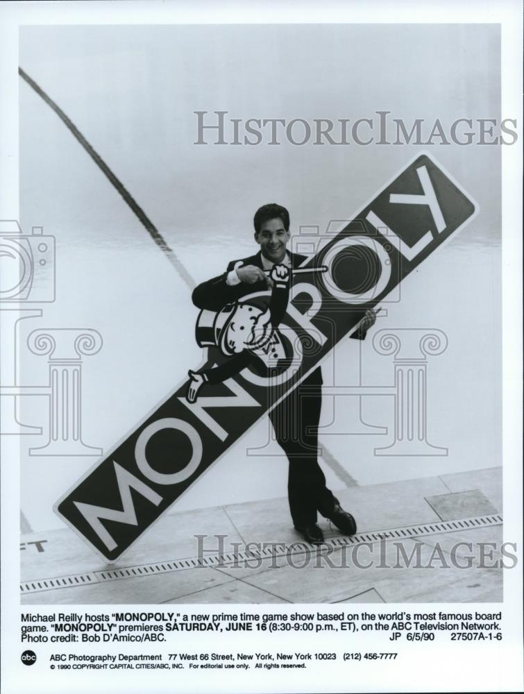 1990 Press Photo Michael Reilly, host of Monopoly - cvp72776 - Historic Images