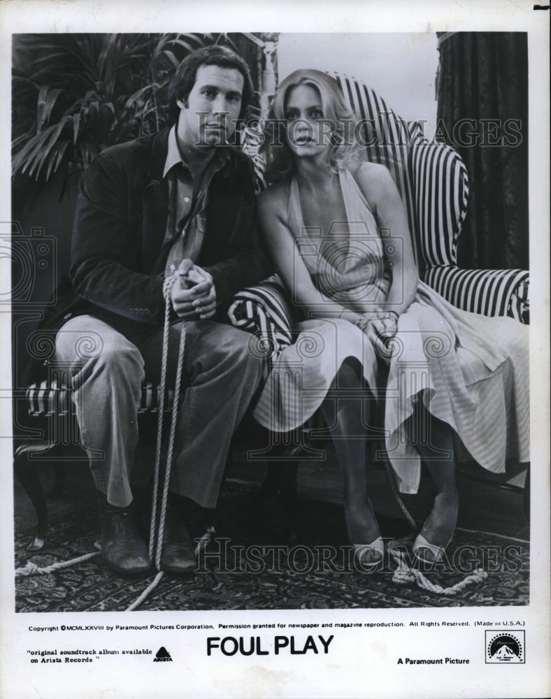 1978 Press Photo Chevy Chase &amp; Goldie Hawn in Foul Play - Historic Images