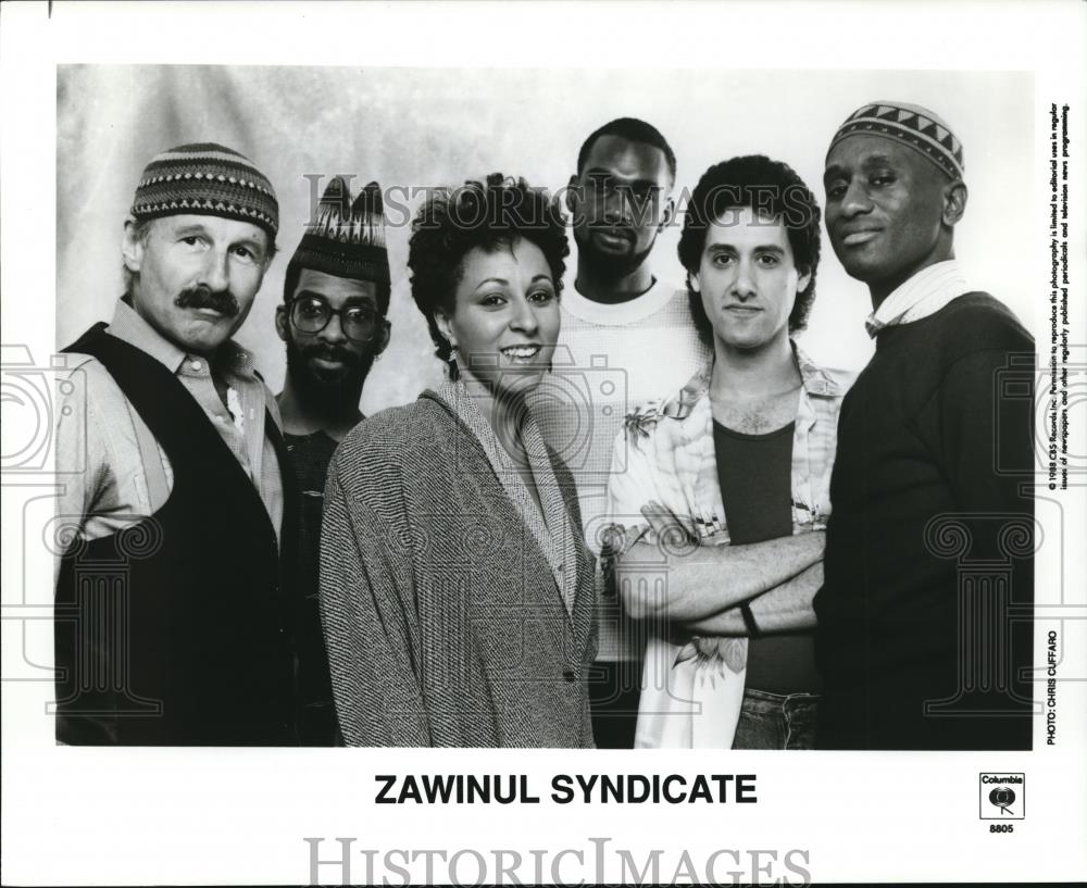 1989 Press Photo Joe Zawinul and the Zawinul Syndicate band - cvp56288 - Historic Images