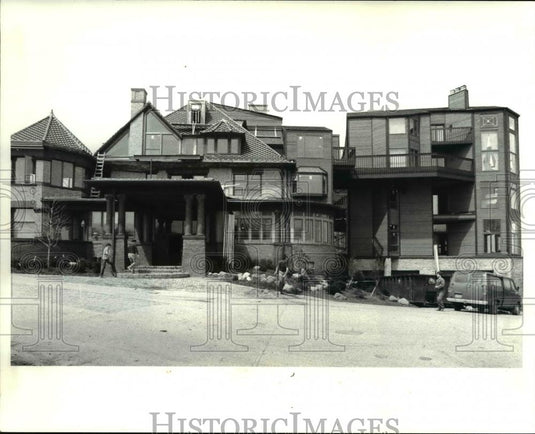 1984 Press Photo Cashelmara Condos in Bay Village - Historic Images
