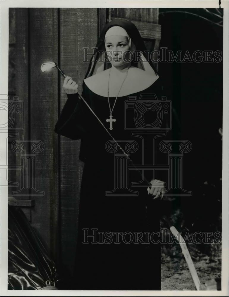 1989 Press Photo Stephanie Beacham on Sister Kate - cvp69374 - Historic Images