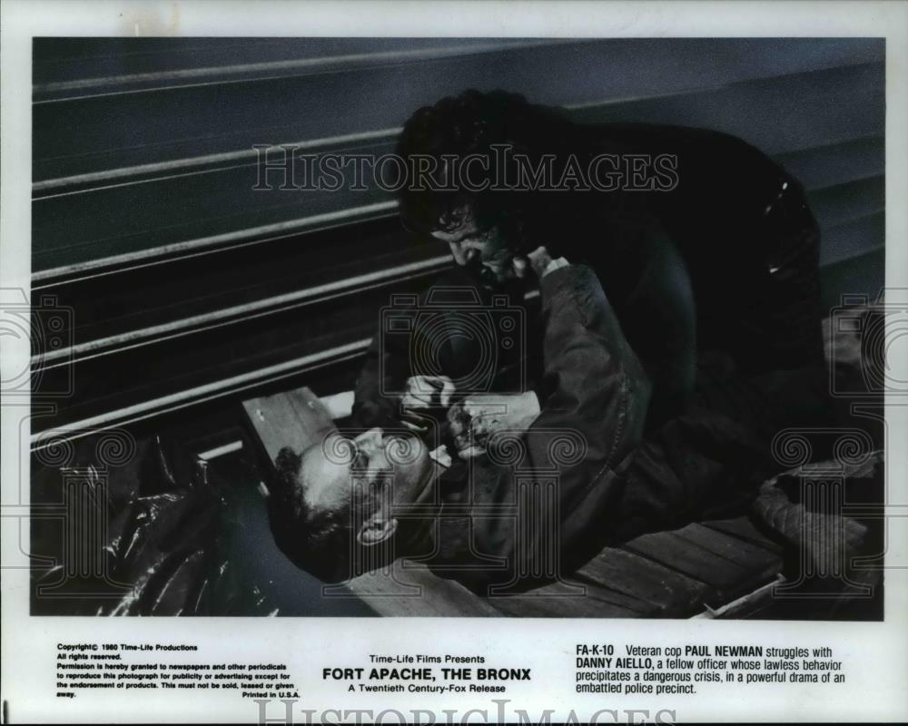 1981 Press Photo Paul Newman and Danny Aiello star in Fort Apache The Bronx - Historic Images