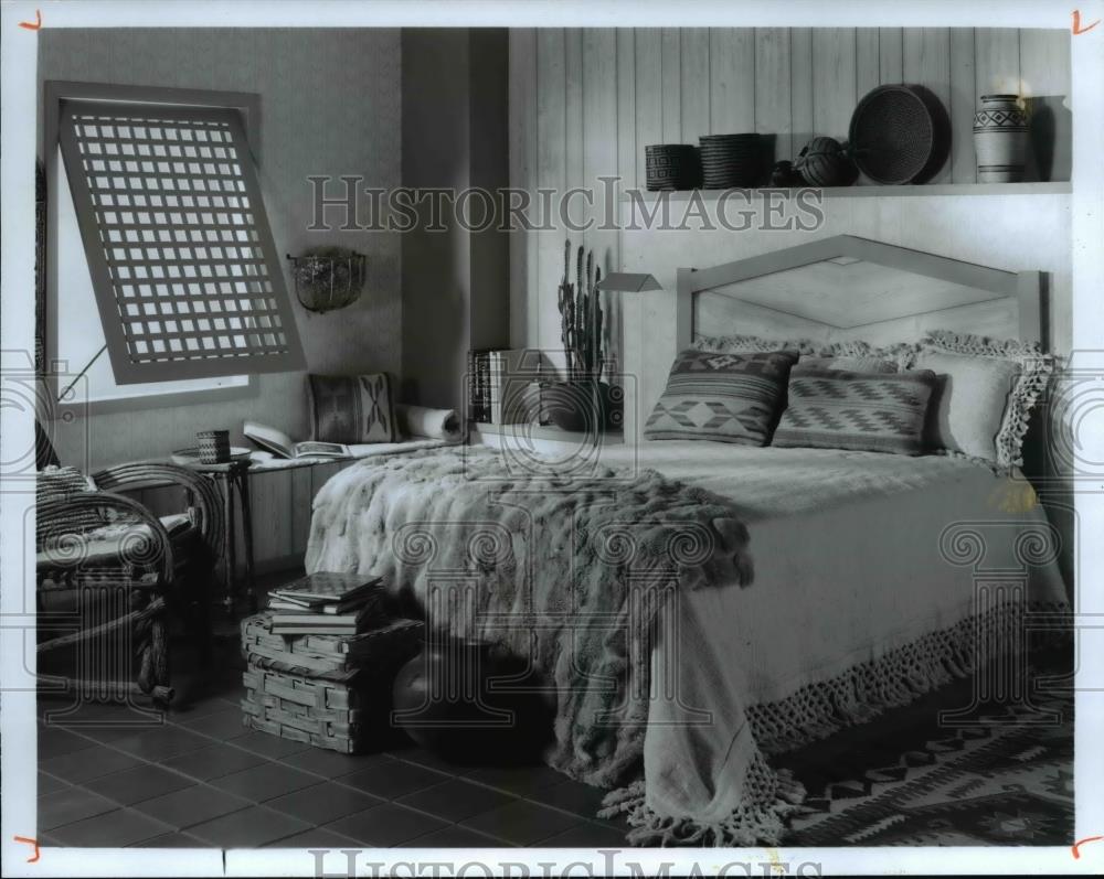 1988 Press Photo Bedroom - Historic Images