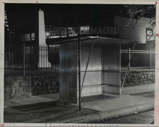 1985 Press Photo Transit Shelters - Historic Images