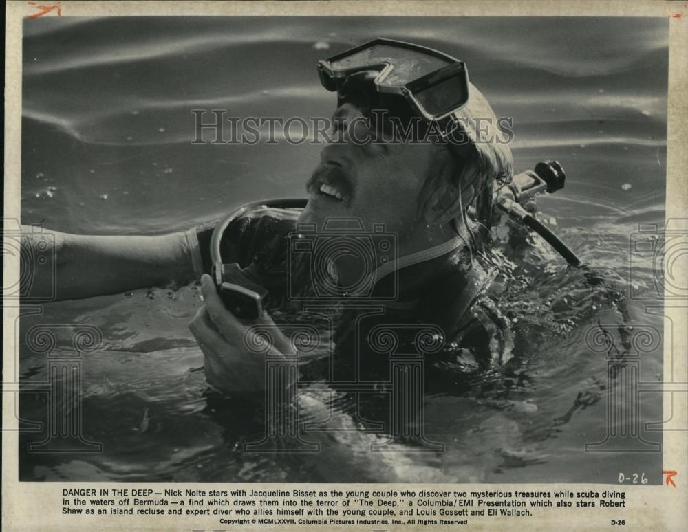1977 Press Photo Nick Nolte in "The Deep" - cvp49610 - Historic Images