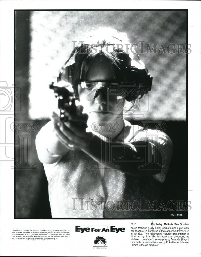 1996 Press Photo Sally Field as Karen McCann in Eye For An Eye - cvp42096 - Historic Images