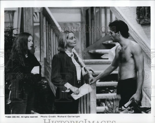 1994 Press Photo Cybill Shepherd and Alicia Witt star in Cybill TV show - Historic Images