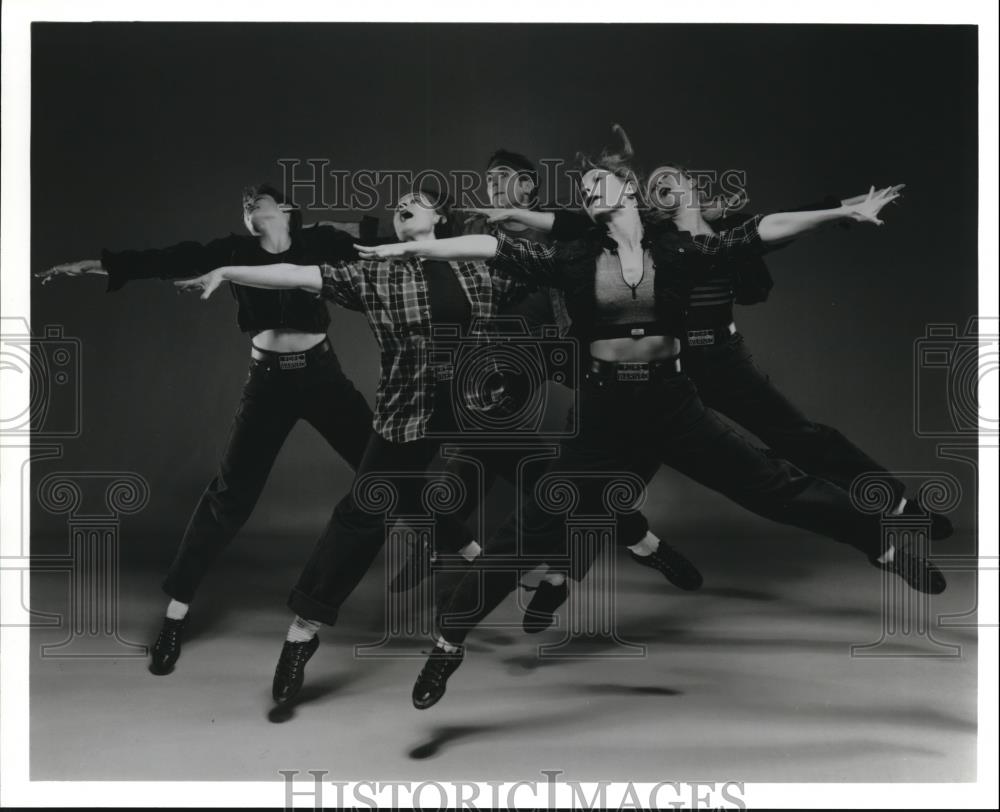 1999 Press Photo The Jump Rhythm Jazz Project with dancers, McGroarty, Victorson - Historic Images