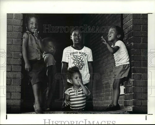 1988 Press Photo Homeless People - Historic Images