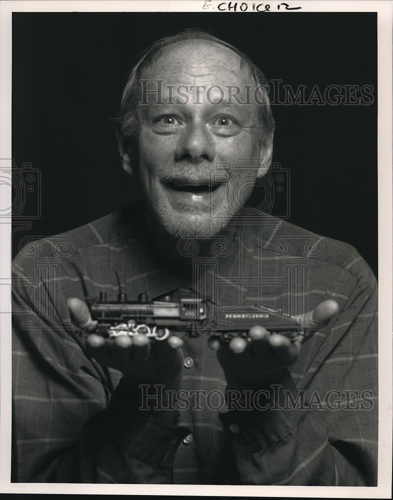 1992 Press Photo Allen Leatherman in Zero Positive - cvp68706 - Historic Images