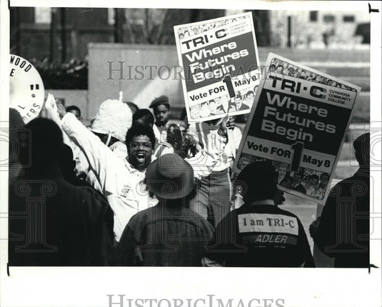 1990 Press Photo Tri-C Student - Historic Images
