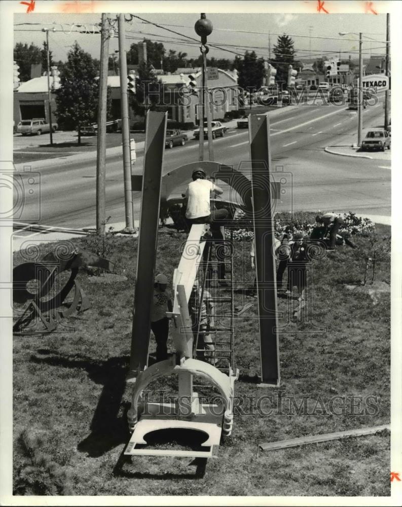 1981 Press Photo A Cleveland sculpture - cva58010 - Historic Images