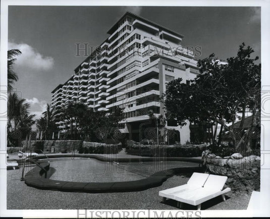 Press Photo The Alexander, Miami's new world class hotel - Historic Images