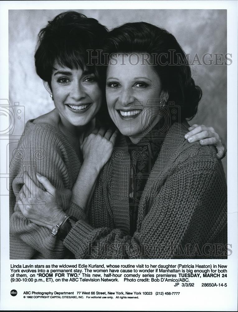 1992 Press Photo Linda Lavin and Patricia Heaton star in Room for Two - Historic Images