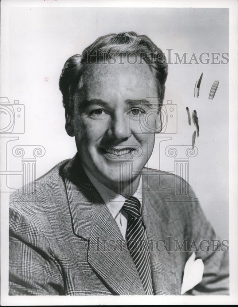 1957 Press Photo Van Johnson on Shower of Starts - Historic Images