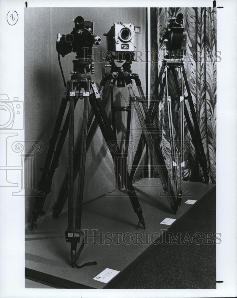 1988 Press Photo The cameras with stands - cva64702 - Historic Images