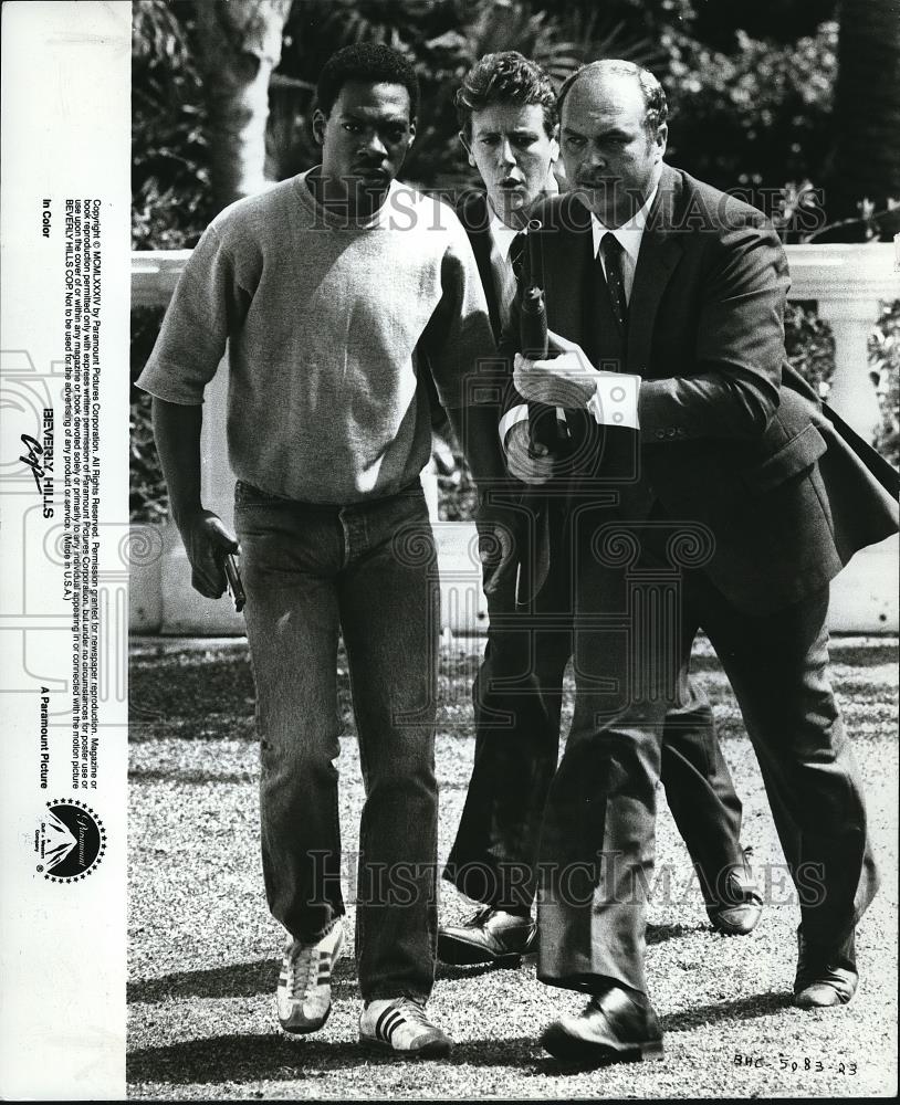 1986 Press Photo Eddie Murphy Judge Reinhold and John Ashton Beverly Hills Cop - Historic Images