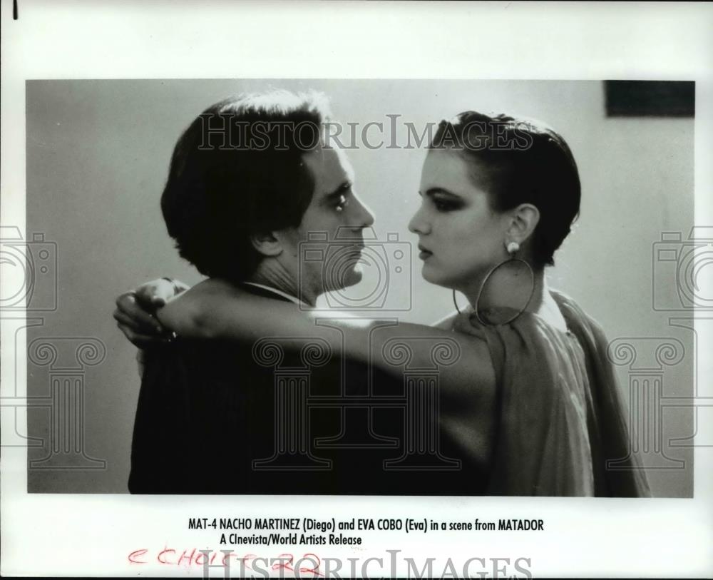 1989 Press Photo Nacho Martinez Eva Cobo in Matador - cvp70105 - Historic Images