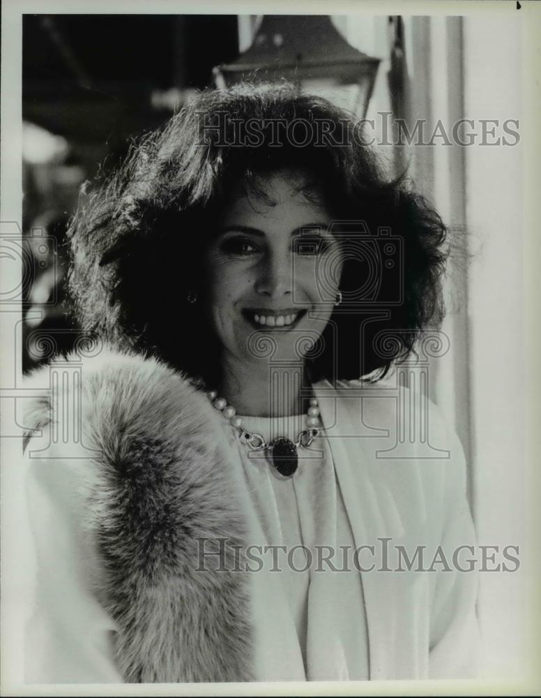1985 Press Photo Barbara Perksin stars in Peyton Place The Next Generation - Historic Images