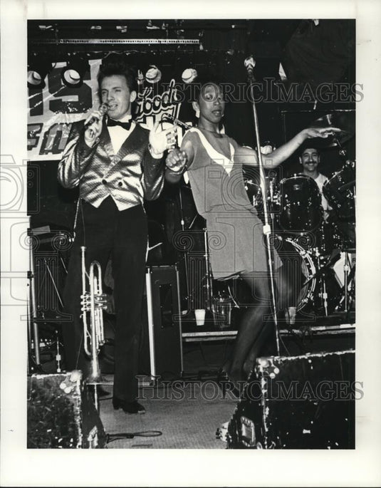 1987 Press Photo Victory Blvd Moon Dog Coronation Ball III - cvp59104 - Historic Images