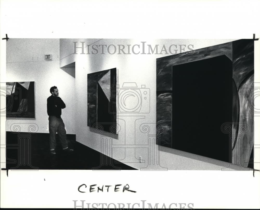 1990 Press Photo Philip Tomasic at the Center for contemporary art - cva51692 - Historic Images