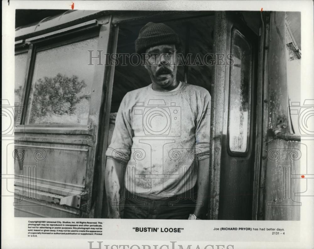 1981 Press Photo Richard Pryor in &quot;Bustin&#39; Loose&quot; - cvp46532 - Historic Images