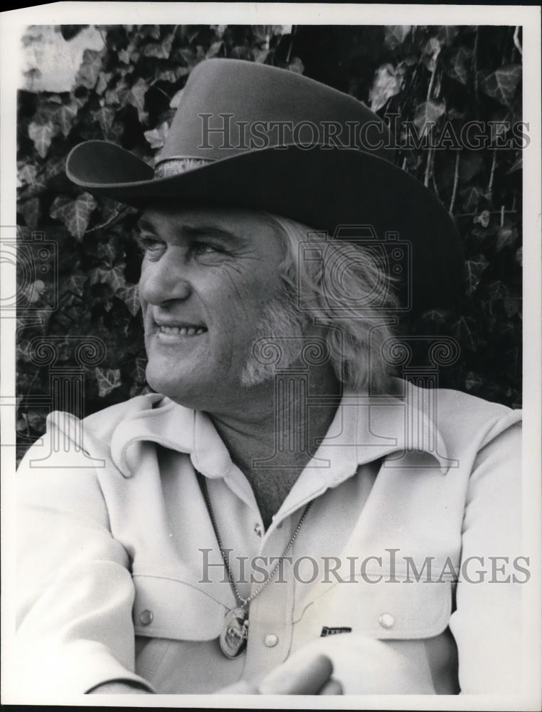 1974 Press Photo Charlie Rich Singer on Country Music Hit Parade - Historic Images