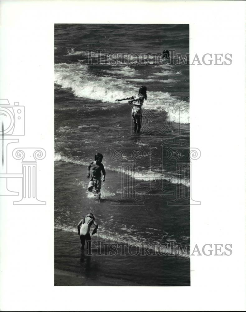 1990 Press Photo Huntington Reservations - Historic Images