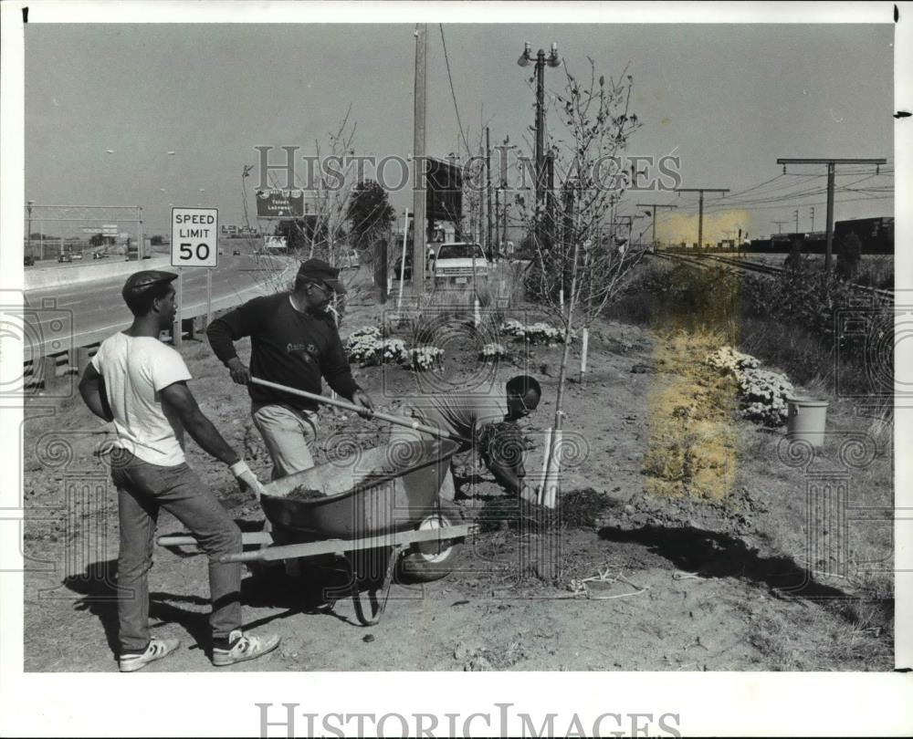 1989 Press Photo Isaac Waddell, Bob Shaw, Timothy Wainwright Cleanland RATA - Historic Images