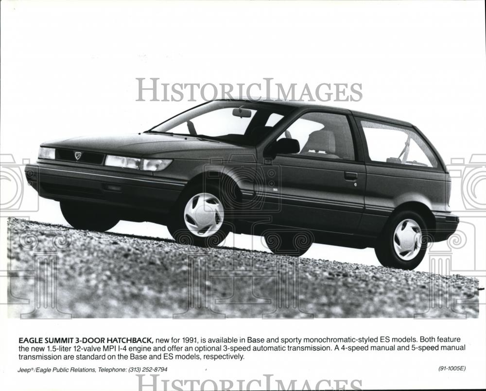 1991 Press Photo Eagle Summit 3-Door Hatchback for 1991. - Historic Images