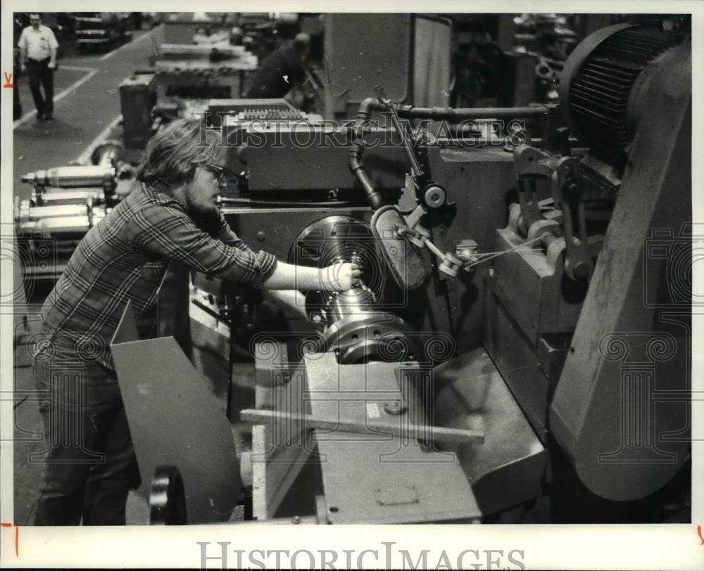 1980 Press Photo Motch & Merryweather, E22nd Euclid - Historic Images