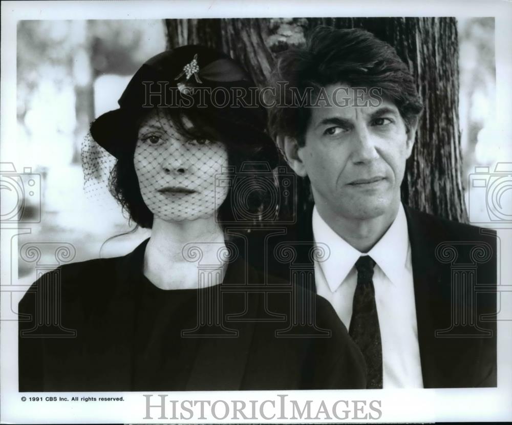 1992 Press Photo Lesley Ann Warren Peter Coyote in &quot;A Seduction in Travis County - Historic Images