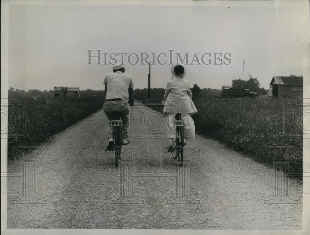 1938 Press Photo Mr. runyan - Historic Images
