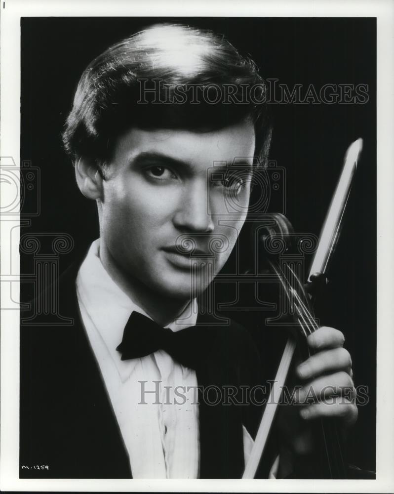 1986 Press Photo Photo Paul Neubauer Violinist - Historic Images