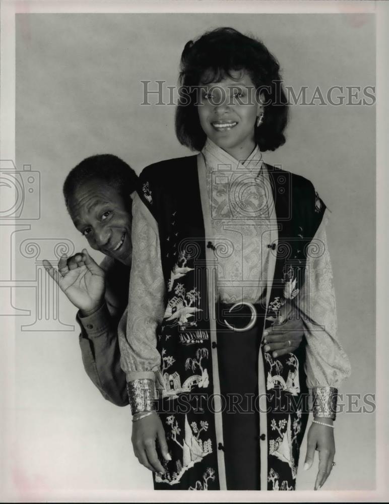 1990 Press Photo Bill Cosby and Phylicia Rashad in The Cosby Show - cvp76072 - Historic Images