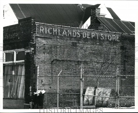 1989 Press Photo Old Advertising signs East Side - cva50970 - Historic Images