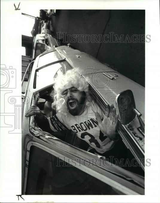 1986 Press Photo The head drove man after the Browns won - Historic Images