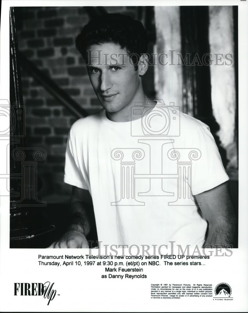 1997 Press Photo Mark Feuerstein stars as Danny Reynolds on Fired Up - cvp44312 - Historic Images