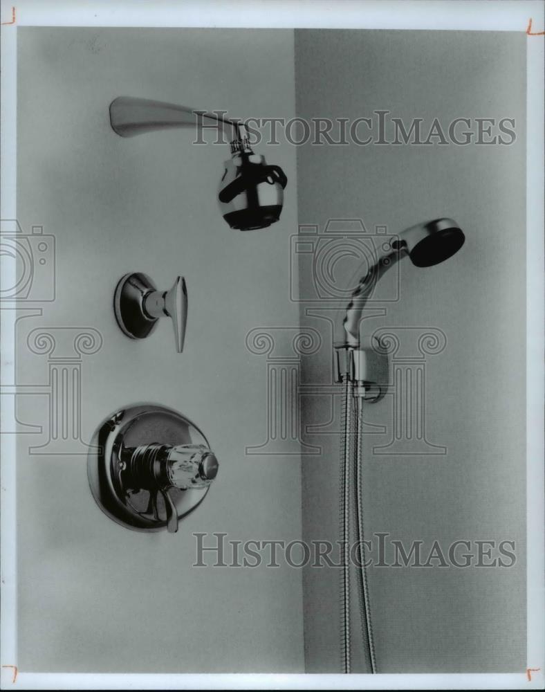 1988 Press Photo Bathrooms - 552 - Historic Images