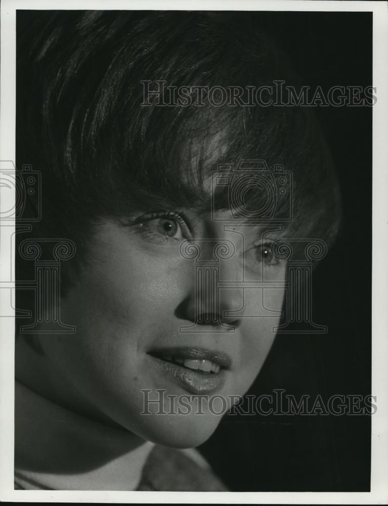 1970 Press Photo Deidre Lemhan in Needles and Pins - cvp58870 - Historic Images