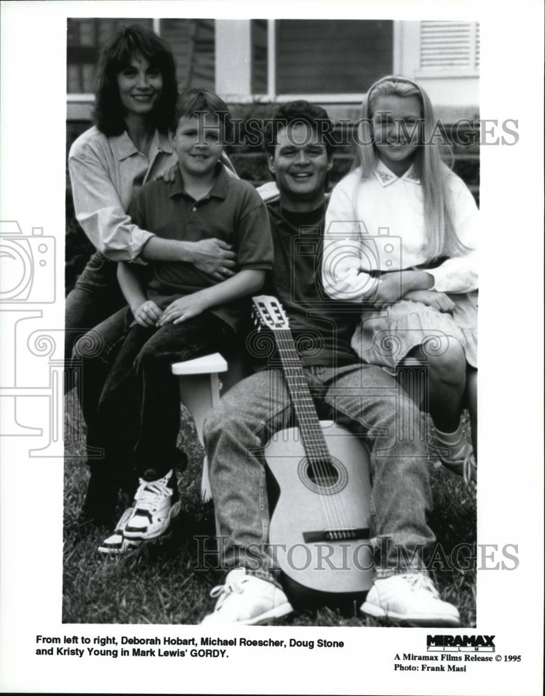 1995 Press Photo Deborah Hobart Michael Roescher Doug Stone and Kristy Young - Historic Images