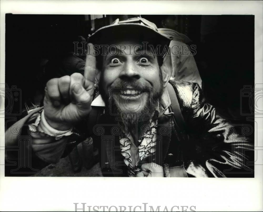 1987 Press Photo Bronco&#39;s fan - Historic Images