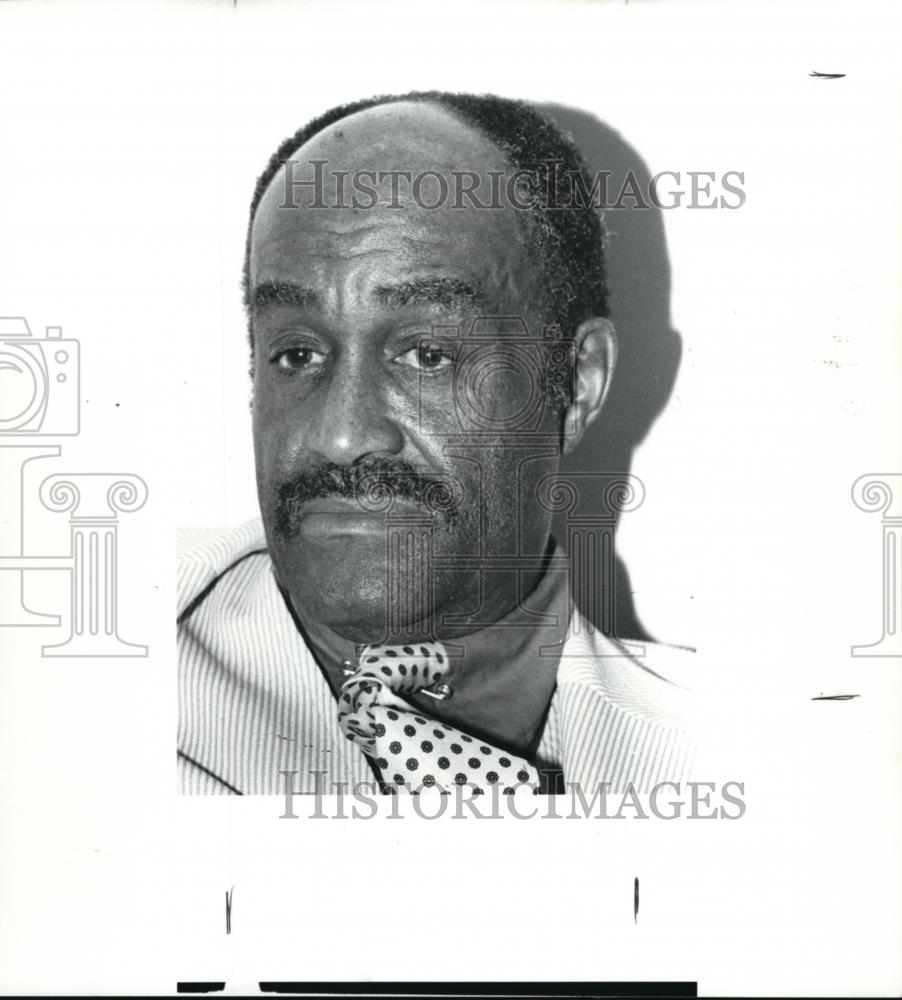1985 Press Photo Stanley Tolliver, school board - Historic Images